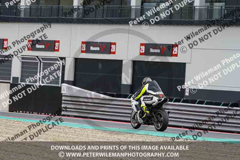 cadwell no limits trackday;cadwell park;cadwell park photographs;cadwell trackday photographs;enduro digital images;event digital images;eventdigitalimages;navarra;no limits trackdays;peter wileman photography;racing digital images;trackday digital images;trackday photos